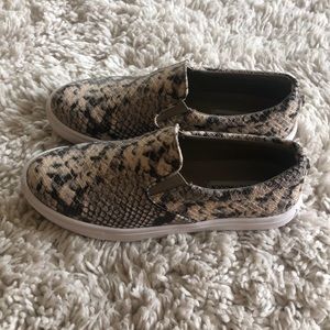 Steve Madden snake print slip ons